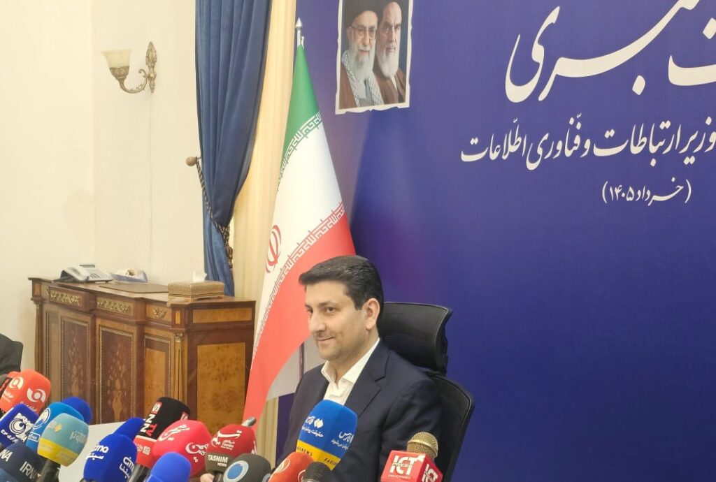 وزیر ارتباطات: دنبال شفاف‌سازی فرایند محدودیت اینترنت هستیم؛ قطعی باید زمان‌دار باشد